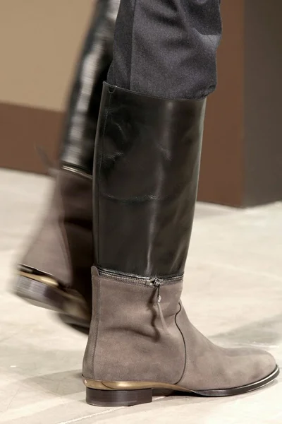 Look 24